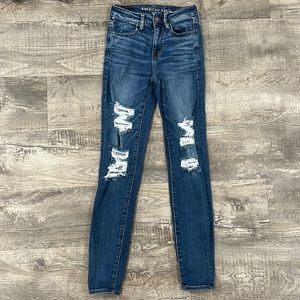 American Eagle Distressed Medium Wash Hi Rise Jegging Size 4 Long